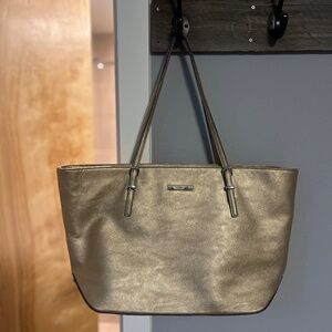 Nine West Champagne / Gold  Large shoulder purse / tote with geometric interior